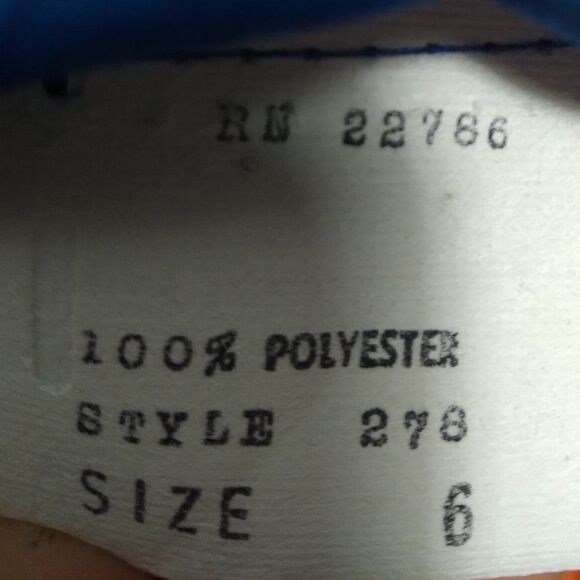 Vintage Paradise Hawaii Floral Pattern Dress Suit - Picture 11 of 11